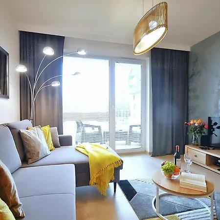 Feniks Ze Strefa Wellness & Family By Onholiday Apartman *