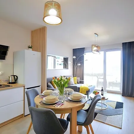 Feniks Ze Strefa Wellness & Family By Onholiday Apartman *