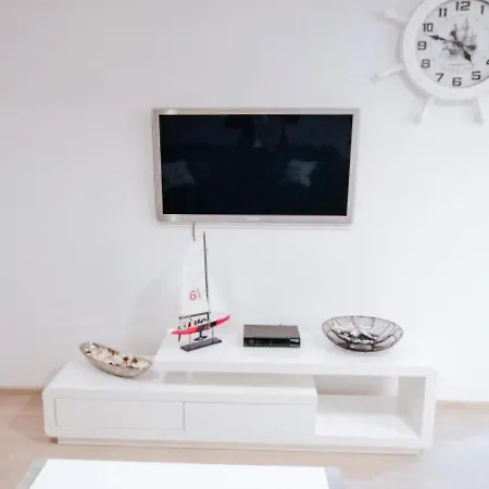 شقة Onholiday Apartamenty - Vip - Osiedle Feniks Ze Strefa Wellness & Family