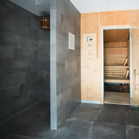 Feniks Ze Strefa Wellness & Family By Onholiday Appartement *