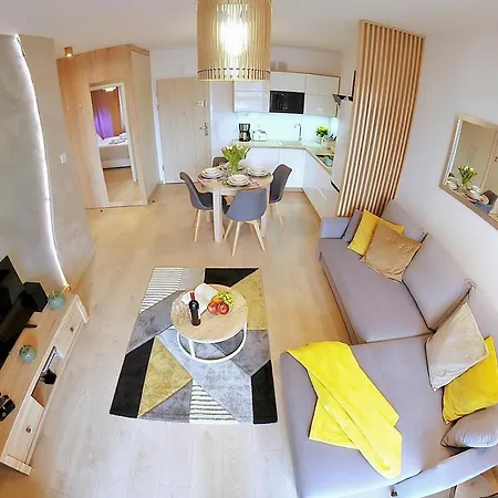 Feniks Ze Strefa Wellness & Family By Onholiday